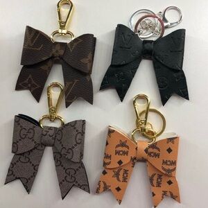 **RESTOCKED** Double Sided Bow Keychains